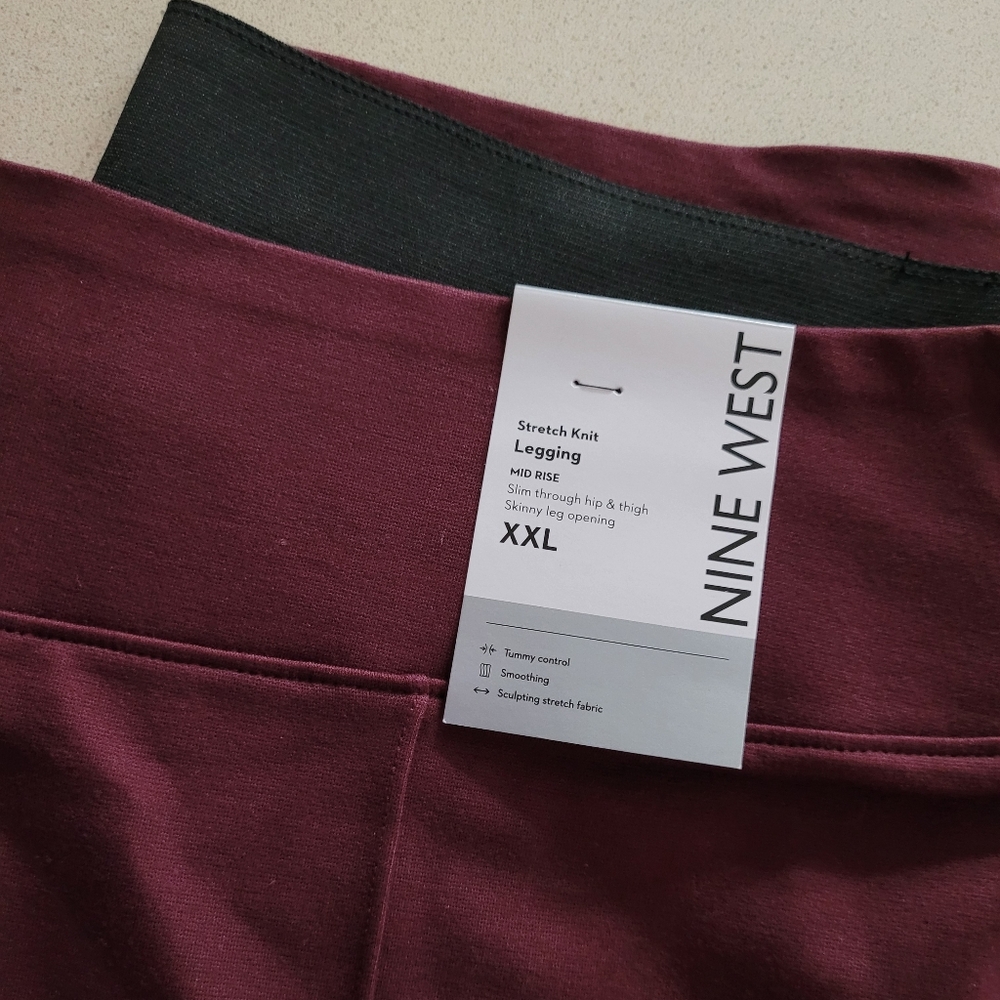 Nine West Women's Stretch Knit Legging in Plum/Burgundy